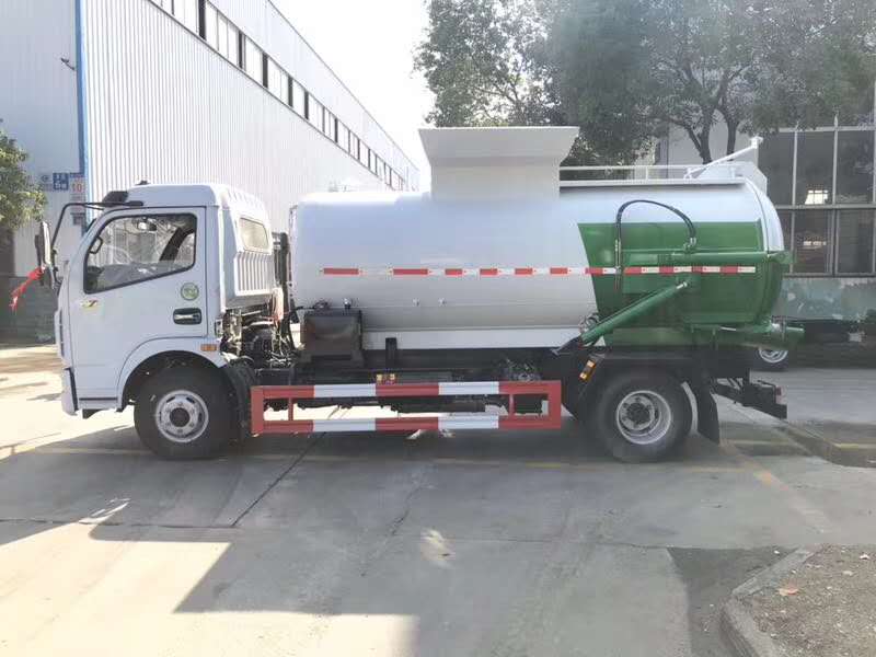 東風(fēng)大多利卡6方餐廚垃圾車(chē)