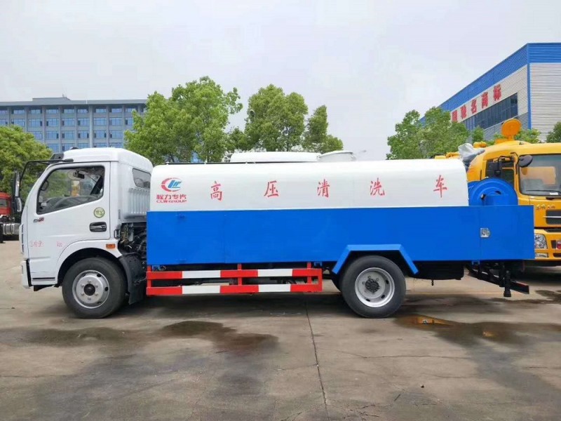 東風大多利卡高壓清洗車