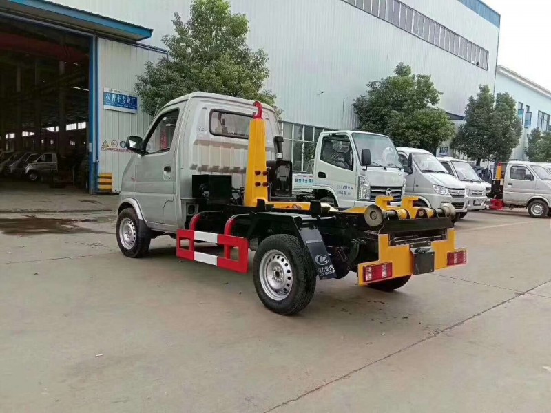 長(zhǎng)安3方勾臂式垃圾車(chē)（單輪）