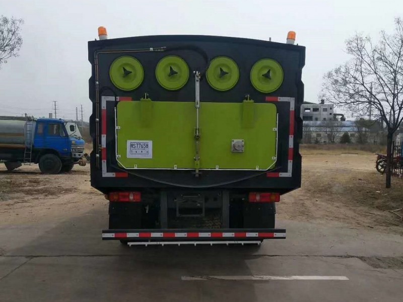 東風天錦12方吸塵車