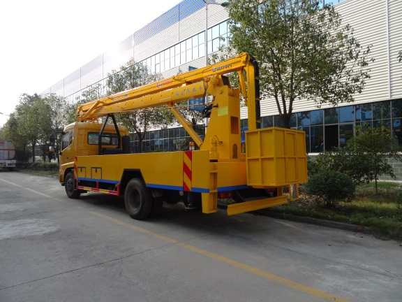 東風(fēng)天錦20-22米高空作業(yè)車(chē) 東風(fēng)天錦20-22米高空作業(yè)車(chē)圖片