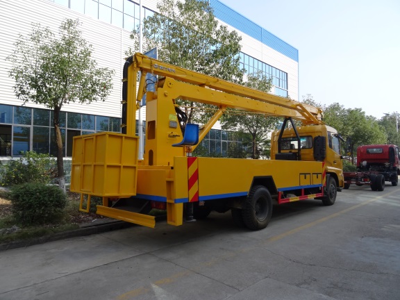 東風(fēng)天錦20-22米高空作業(yè)車(chē) 東風(fēng)天錦20-22米高空作業(yè)車(chē)圖片