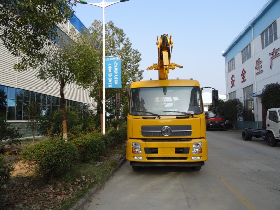 東風(fēng)天錦20-22米高空作業(yè)車(chē)圖片