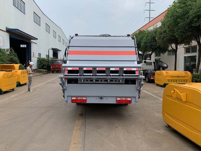 東風凱普特壓縮垃圾車(8方) 東風凱普特壓縮垃圾車(8方)圖片