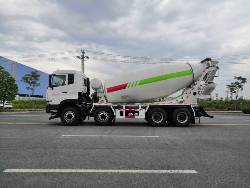 東風天龍國六天燃氣攪拌車（10-12方）圖片