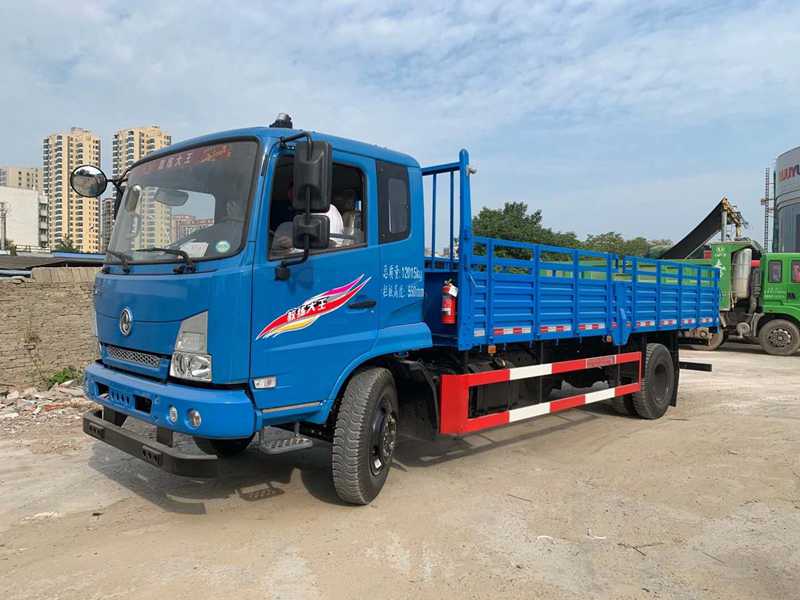 東風(fēng)天錦KS教練車(chē)